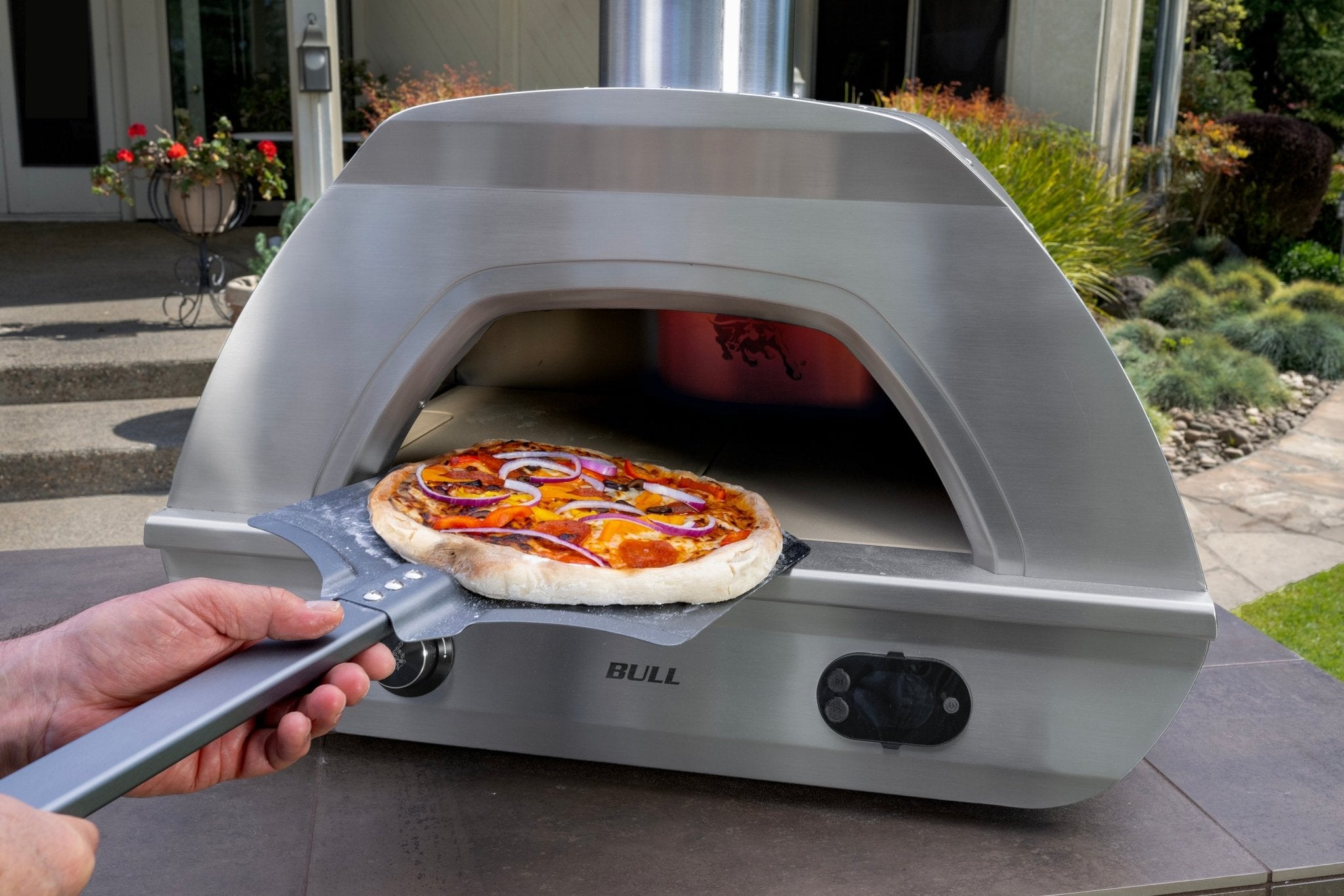 BULL Pizza Oven - Lusso Verde Ltd