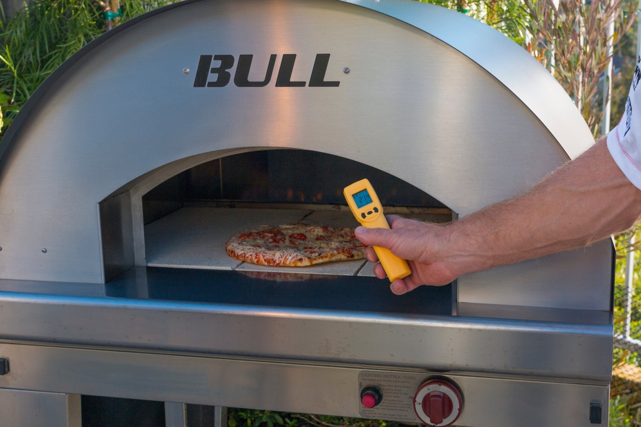 BULL Pizza Oven - Lusso Verde Ltd